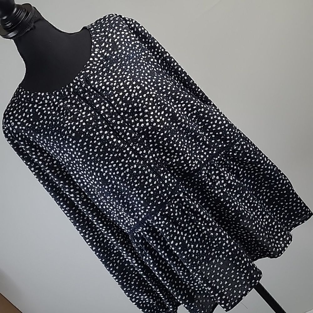 Cotton bleu L peekaboo long sleeves tiered top